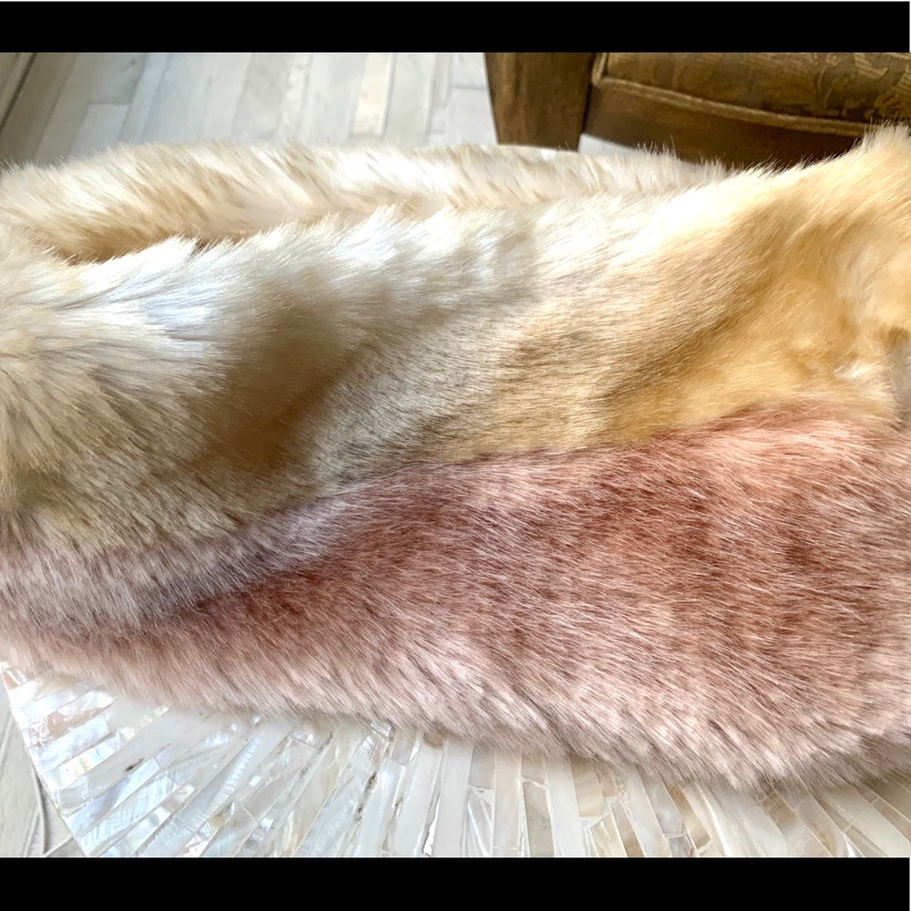 Ombré faux fur collar